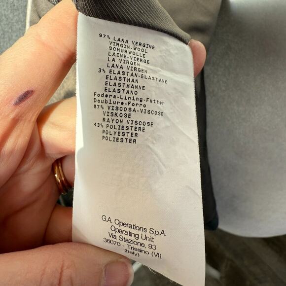 Armani Collezioni Wool Blazer - Size 4 - Picture 9 of 14